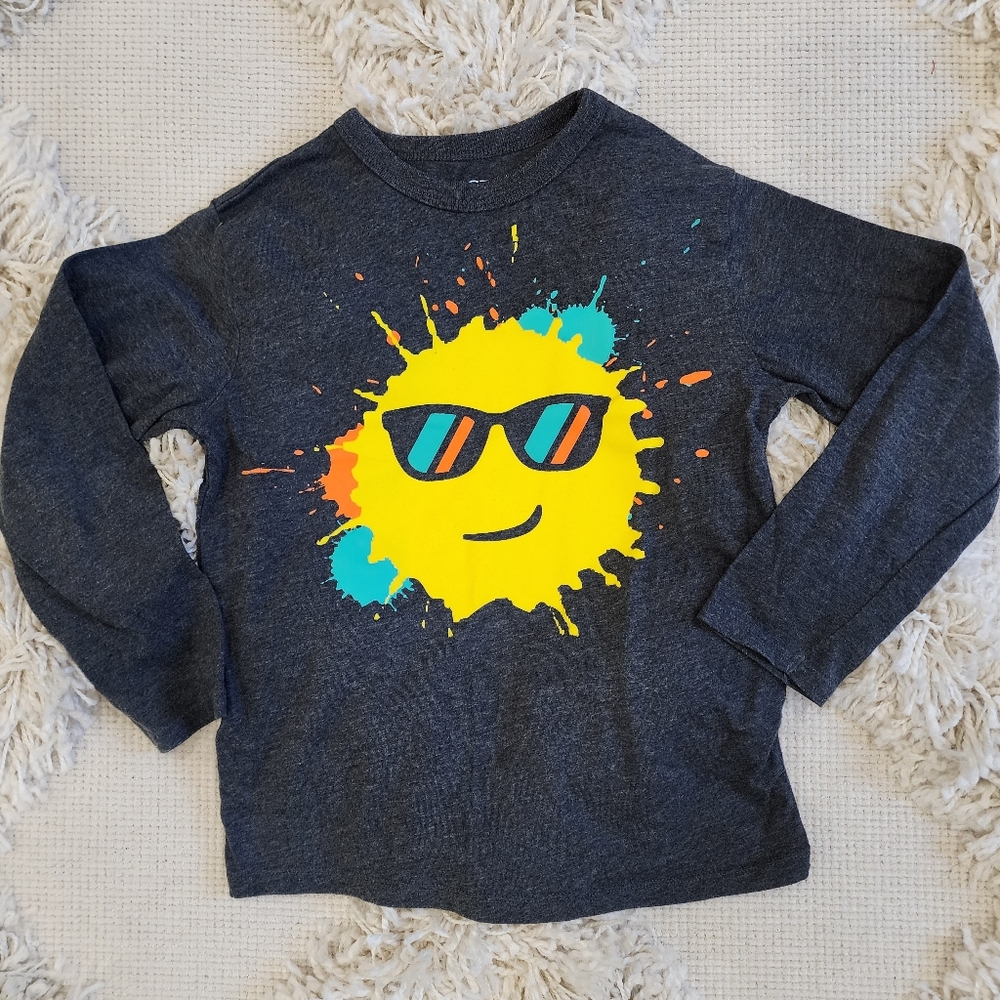 🚨 Children's Place boys Medium 7/8 long-sleeved Sun graphic t-shirt